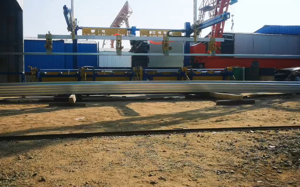 芯碩智能 遼寧鑫碩自動化機械CZ型鋼碼垛機，驅動型鋼加工新未來